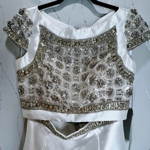 NWT Mac Duggal White Two Piece Formal Pageant Gown $598 - Picture 7 of 10